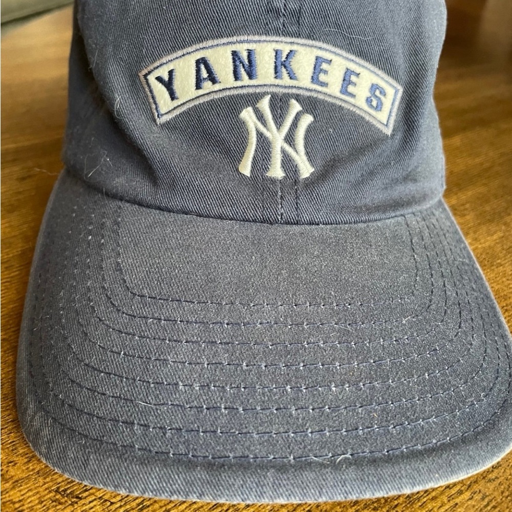 New York Yankees hat